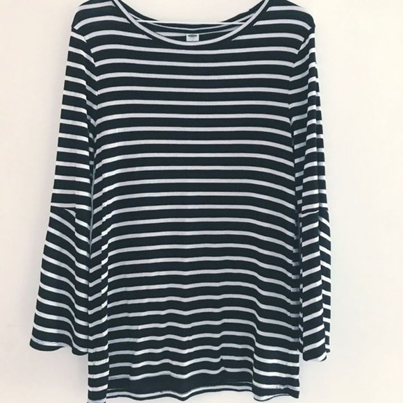 3/$35 // Boho Bell-Sleeve Striped  Top - Picture 3 of 3